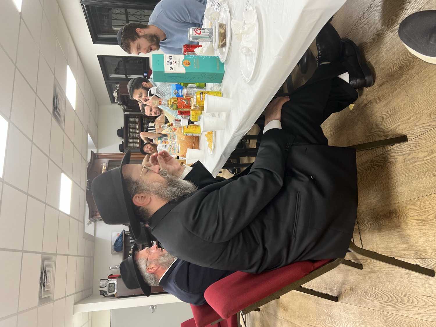A farbrengen at the shul that ran late